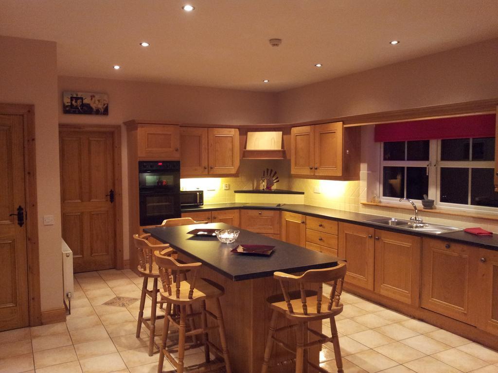 ドネゴール Rosswood Houseヴィラ エクステリア 写真